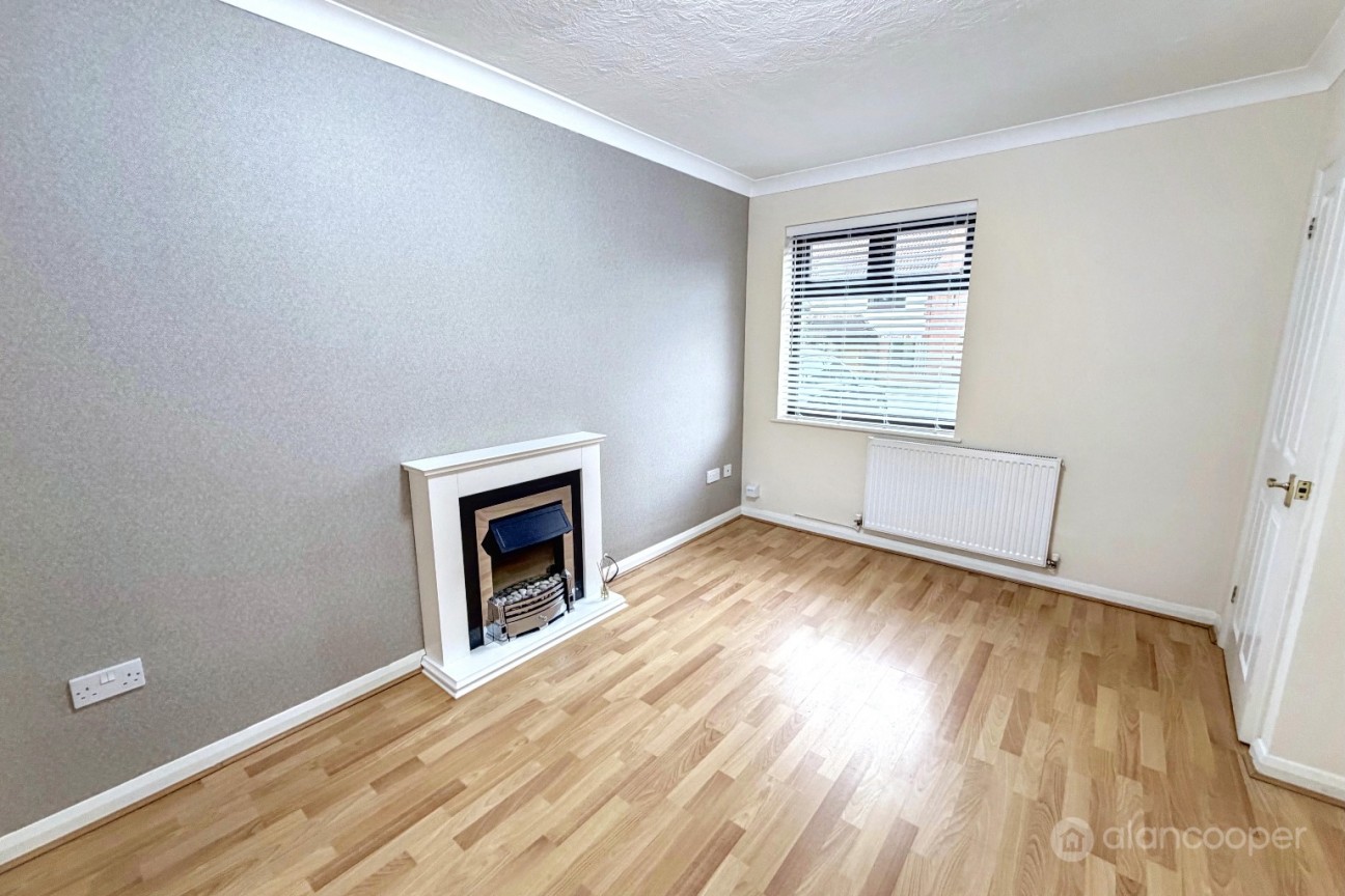 Melbourne Close, Maple Park, Nuneaton, CV11 4RX