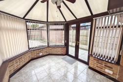 Melbourne Close, Maple Park, Nuneaton, CV11 4RX