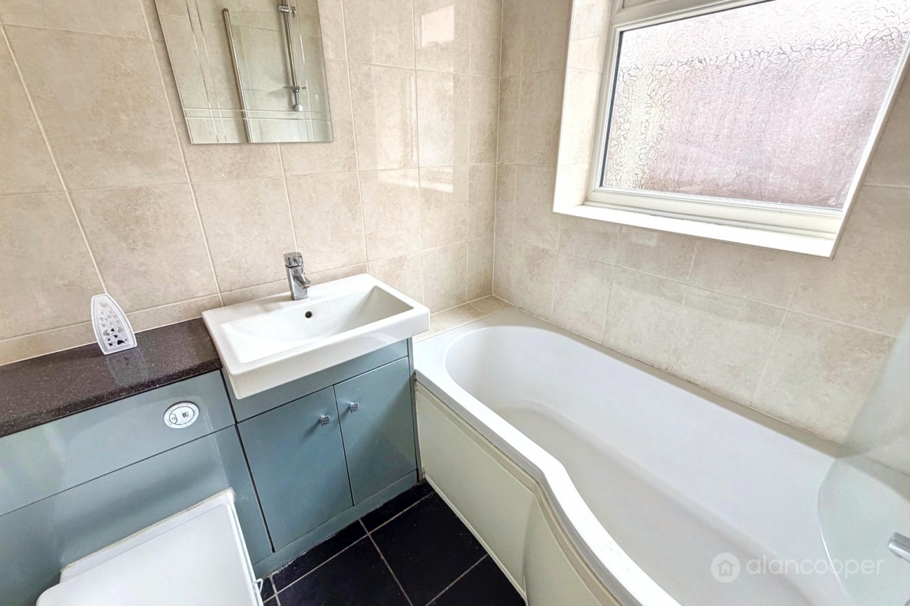 Gadsby Street, Attleborough, Nuneaton, CV11 4PE