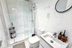 Roseway, Stoche Acre, Stoke Golding, CV13 6HQ