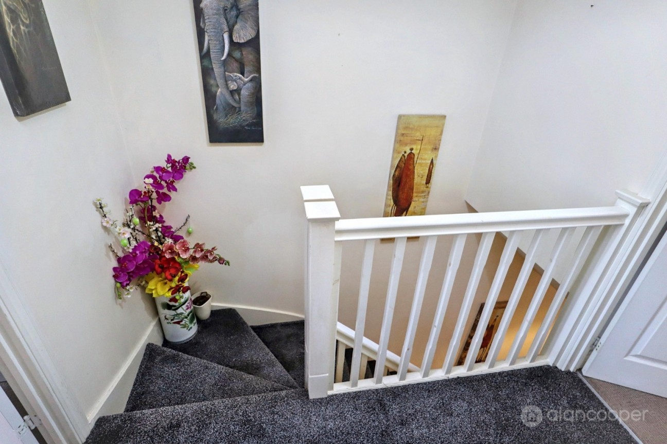 Hornbeam Close, Nuneaton, CV10 9FD