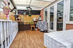 Hornbeam Close, Nuneaton, CV10 9FD