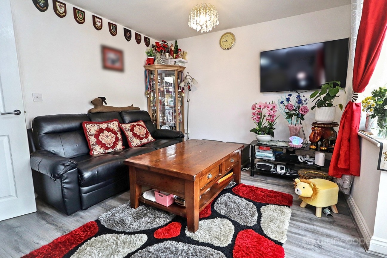 Hornbeam Close, Nuneaton, CV10 9FD