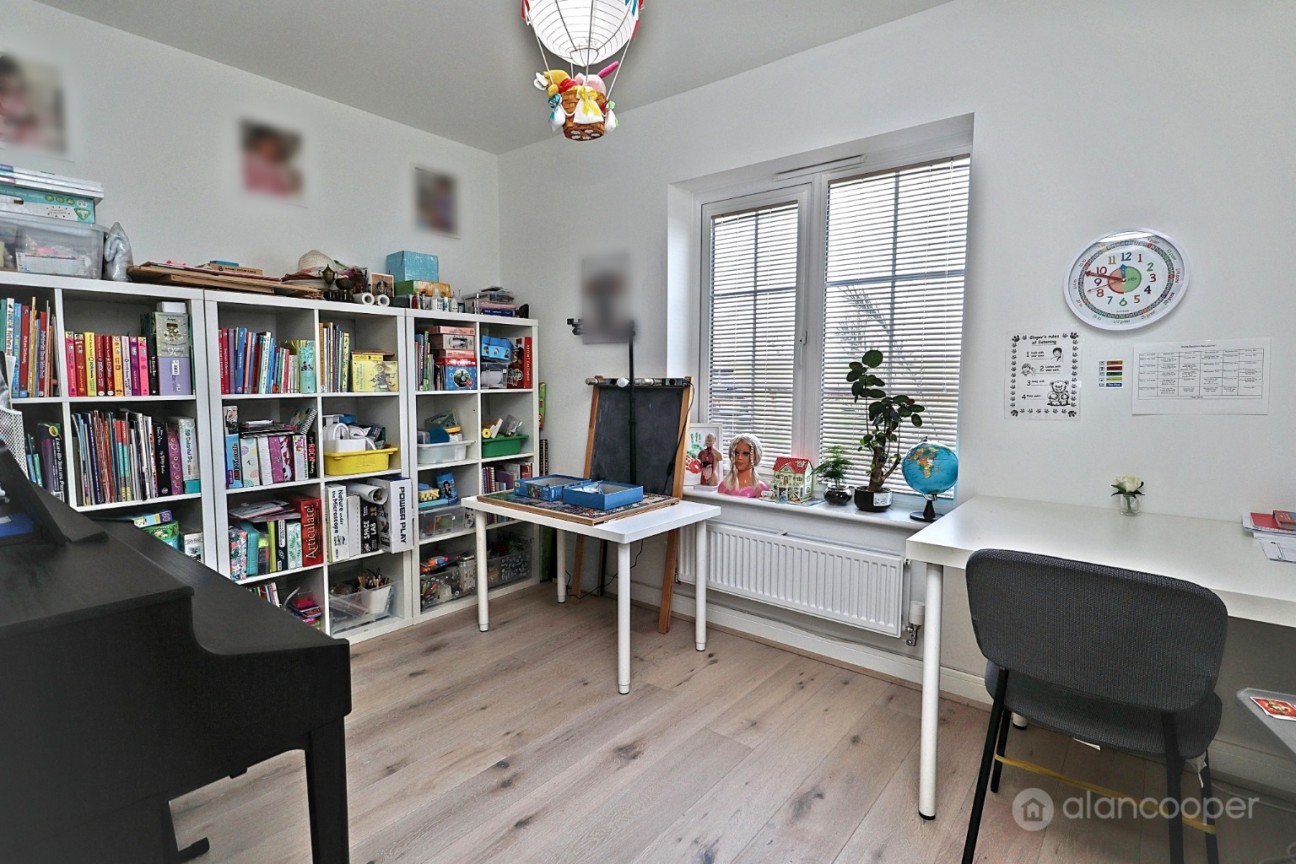 Windrower Close, Nuneaton, CV11 7AB