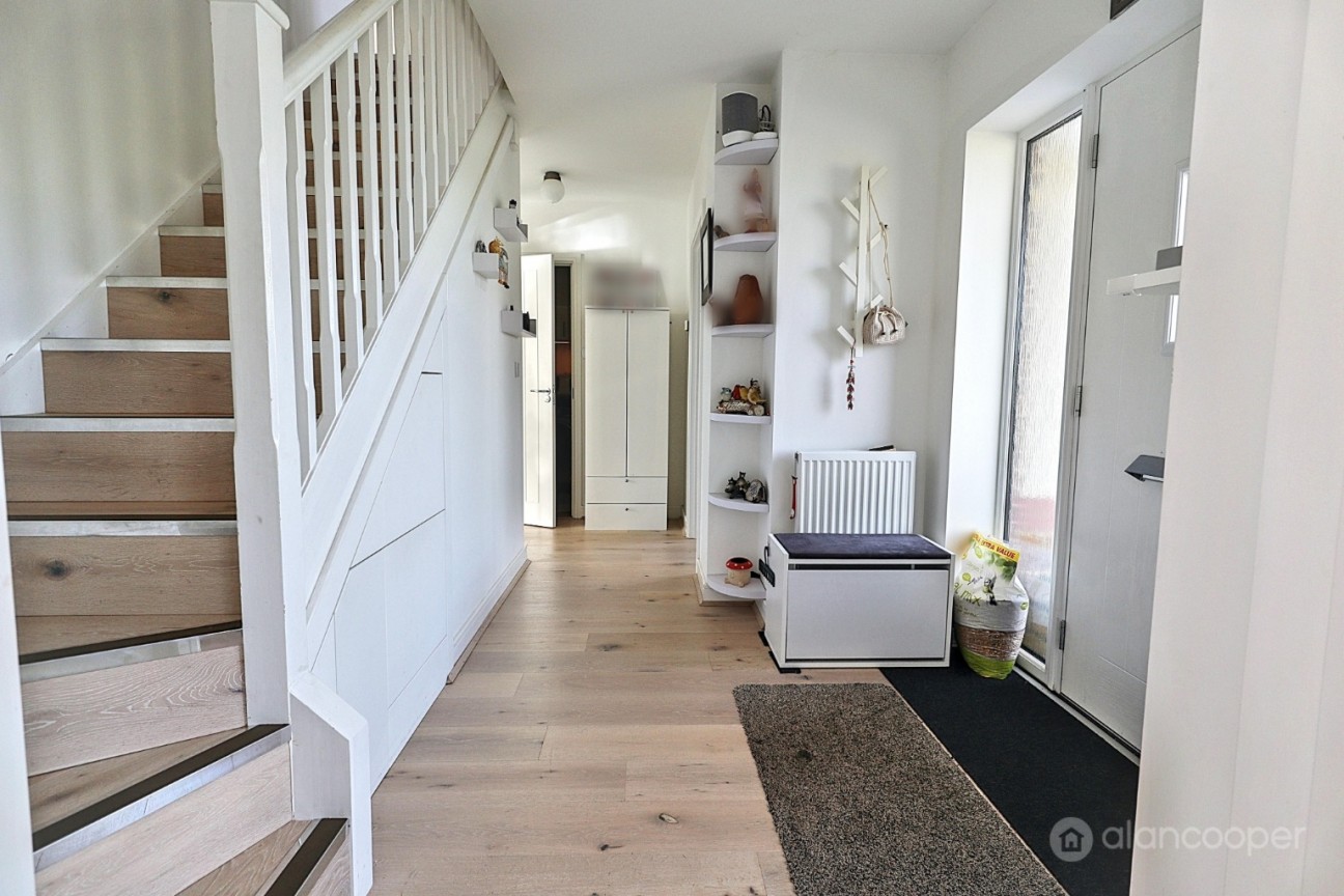 Windrower Close, Nuneaton, CV11 7AB