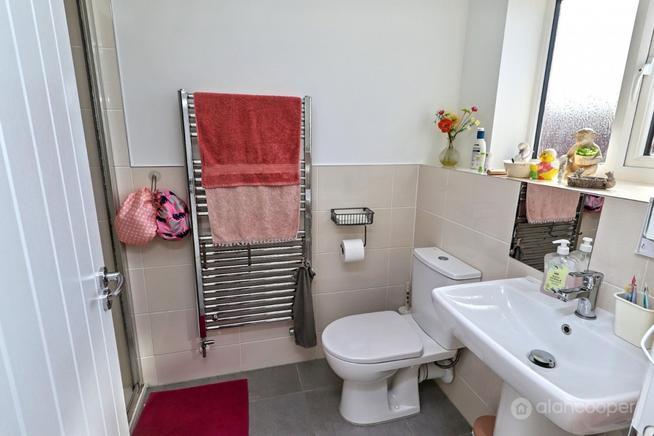 Windrower Close, Nuneaton, CV11 7AB