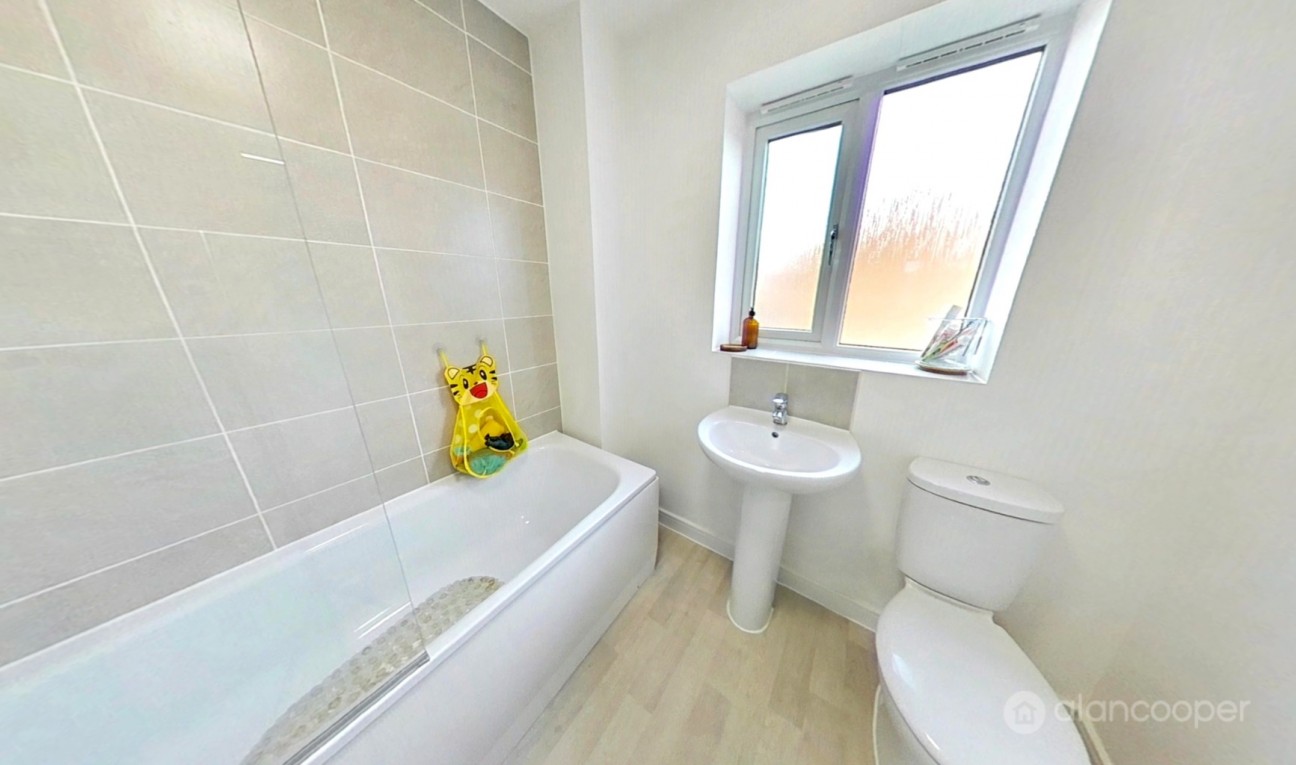 St. Oggs Way, Royal Park, Nuneaton, CV11 6XQ