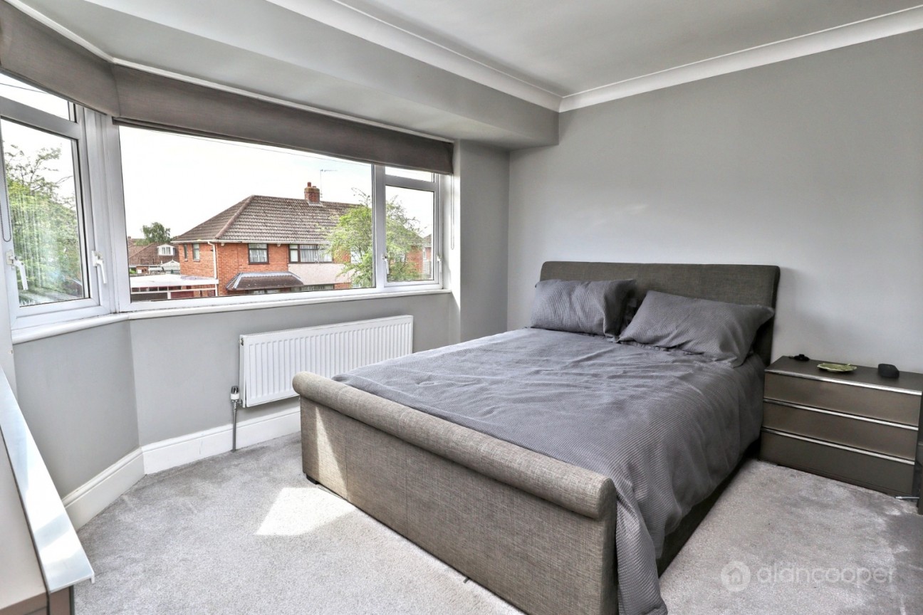 Kingsley Crescent, Bulkington, CV12 9PS