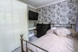 Kingsley Crescent, Bulkington, CV12 9PS