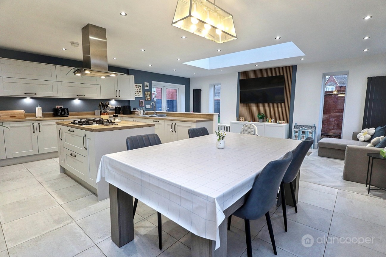 Millington Drive, Royal Park, Nuneaton, CV11 6WS