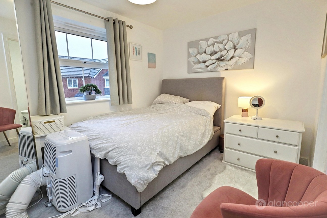 Millington Drive, Royal Park, Nuneaton, CV11 6WS