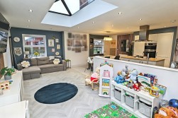 Millington Drive, Royal Park, Nuneaton, CV11 6WS