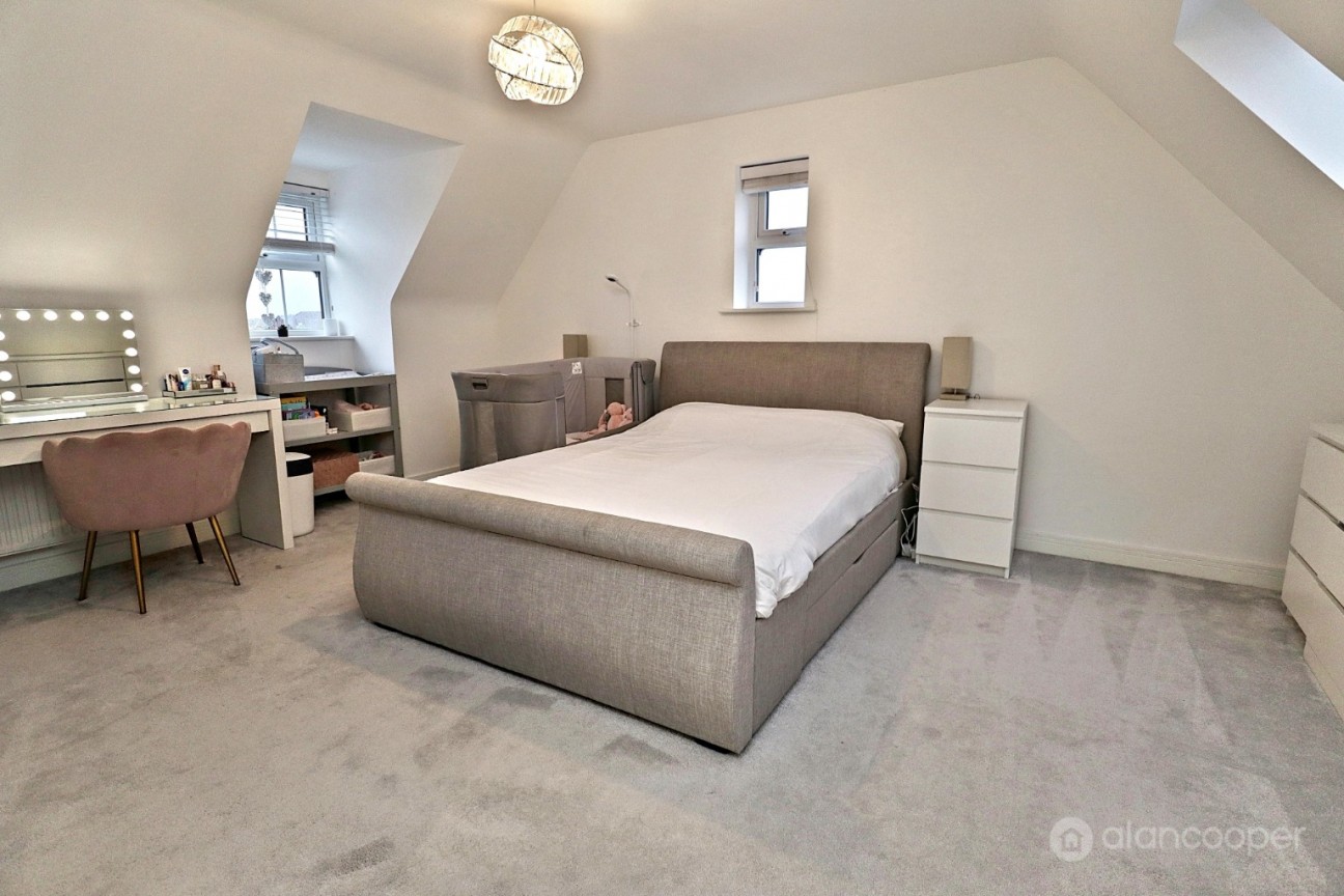 Millington Drive, Royal Park, Nuneaton, CV11 6WS