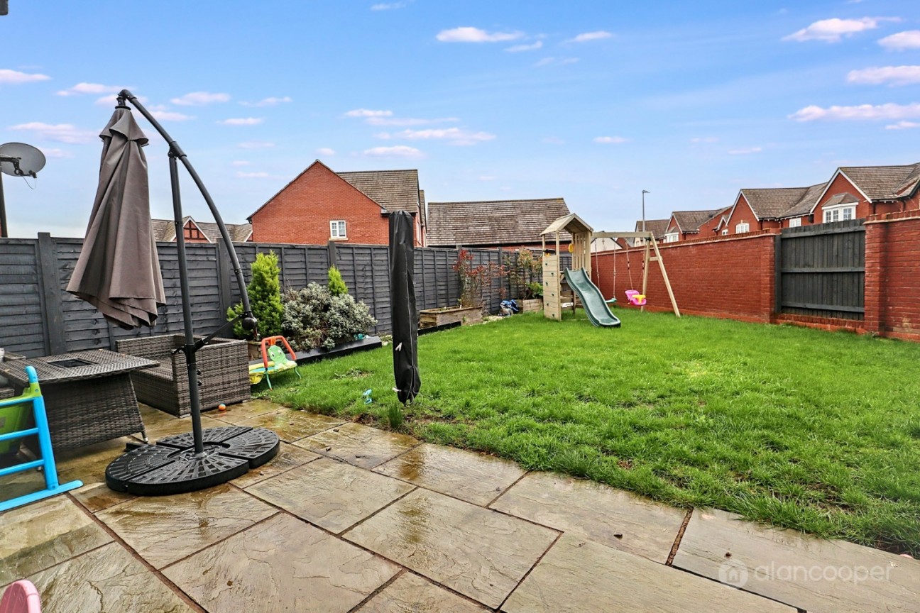 Millington Drive, Royal Park, Nuneaton, CV11 6WS