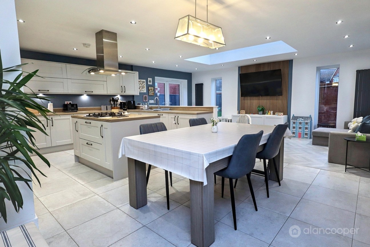 Millington Drive, Royal Park, Nuneaton, CV11 6WS