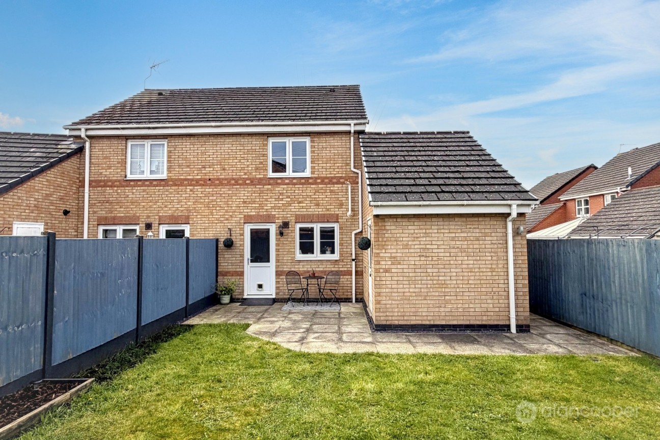 Coughton Close, Maple Park, Nuneaton, CV11 4GJ