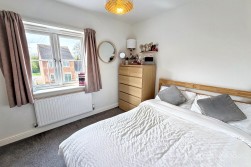 Coughton Close, Maple Park, Nuneaton, CV11 4GJ
