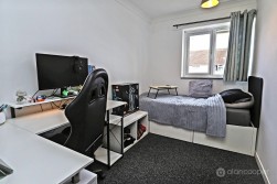 Sycamore Road, Nuneaton, CV10 9DS