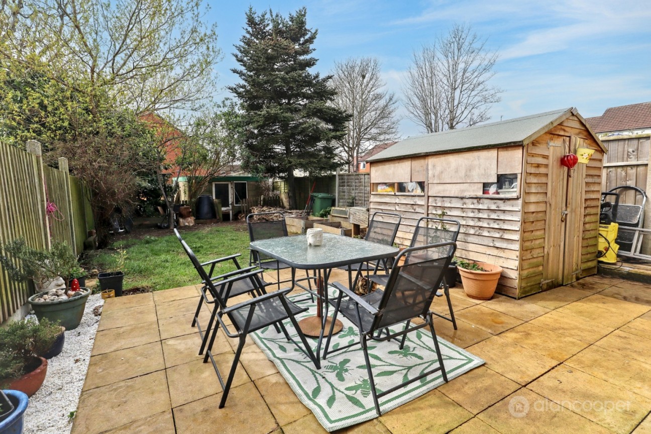 Sycamore Road, Nuneaton, CV10 9DS