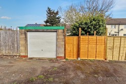 Sycamore Road, Nuneaton, CV10 9DS