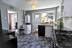 Sycamore Road, Nuneaton, CV10 9DS