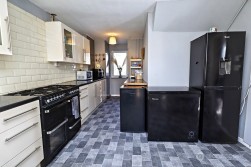 Sycamore Road, Nuneaton, CV10 9DS