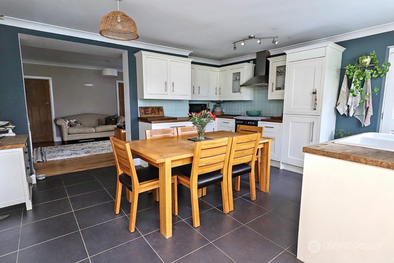 Merevale Avenue, Nuneaton, CV11 5LU