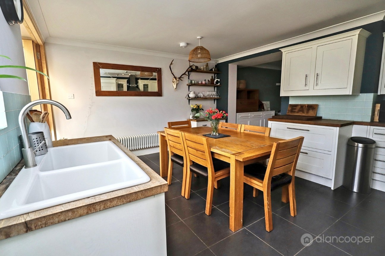 Merevale Avenue, Nuneaton, CV11 5LU