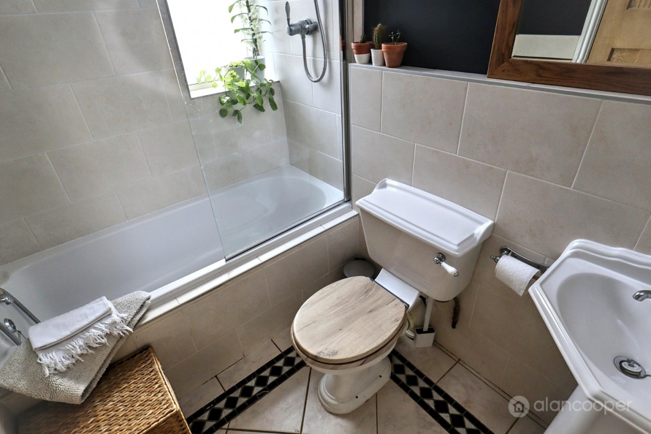 Merevale Avenue, Nuneaton, CV11 5LU