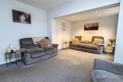 Attleborough Road, Attleborough, Nuneaton, CV11 4JW