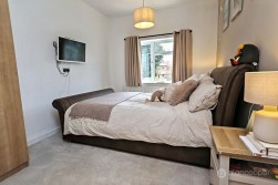 Attleborough Road, Attleborough, Nuneaton, CV11 4JW
