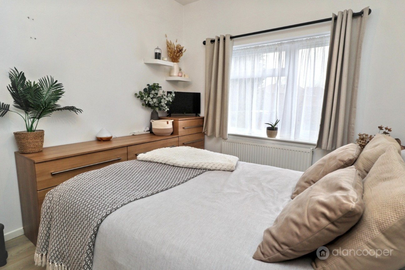 Attleborough Road, Attleborough, Nuneaton, CV11 4JW