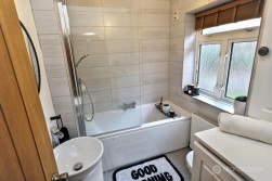 Attleborough Road, Attleborough, Nuneaton, CV11 4JW
