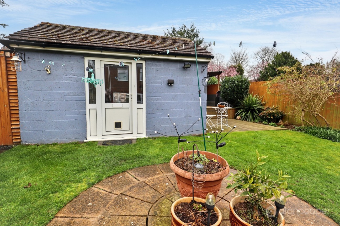 Attleborough Road, Attleborough, Nuneaton, CV11 4JW