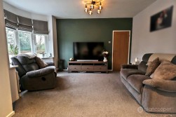 Attleborough Road, Attleborough, Nuneaton, CV11 4JW