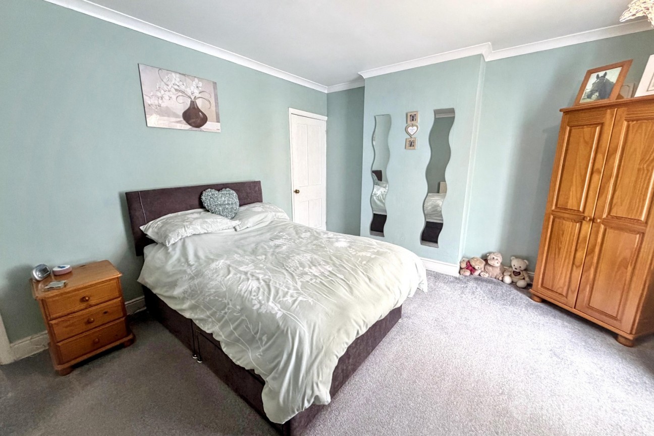 James Street, Abbey Green, Nuneaton, CV11 5ET