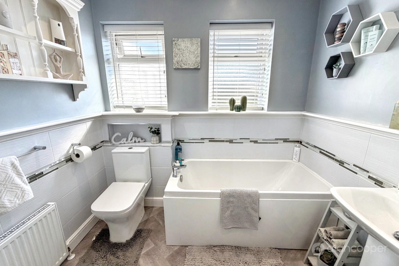 The Lynch, Attleborough, Nuneaton, CV11 4LQ