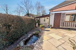 The Lynch, Attleborough, Nuneaton, CV11 4LQ