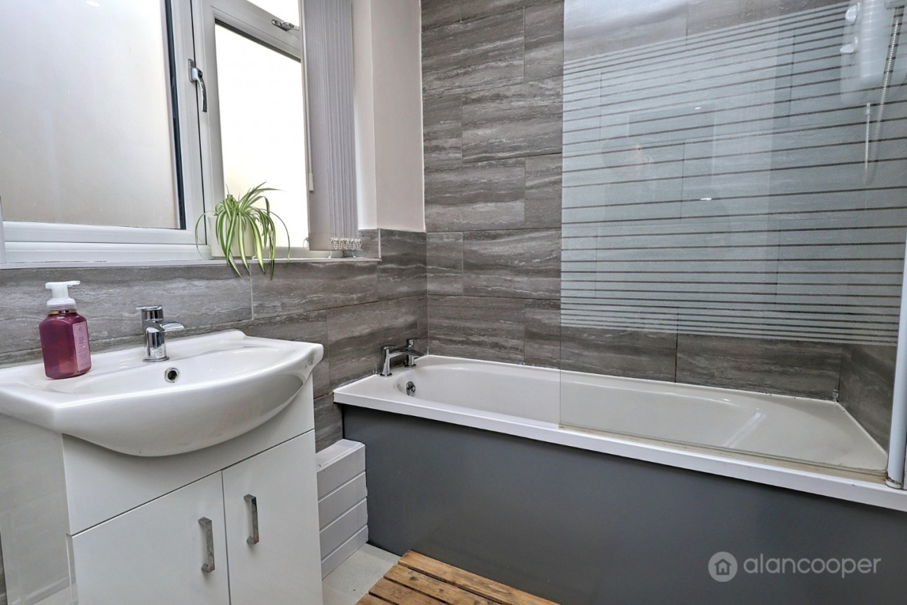 Westbury Road, Stockingford, Nuneaton, CV10 8HQ