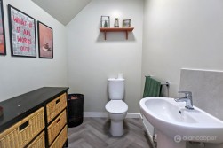 St. Oggs Way, Nuneaton, Warwickshire, CV11 6XQ