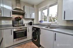 St. Oggs Way, Nuneaton, Warwickshire, CV11 6XQ