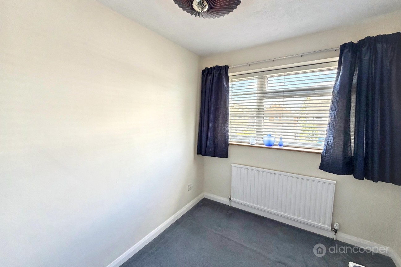 Oberon Close, Whitestone, Nuneaton, CV11 6NT