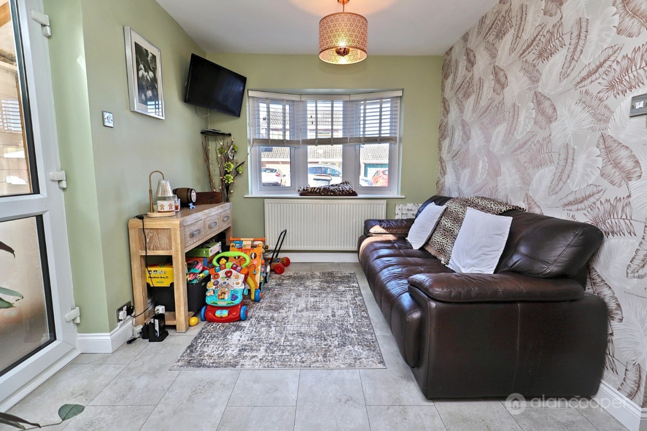 Chalfont Close, Bedworth, CV12 8PB