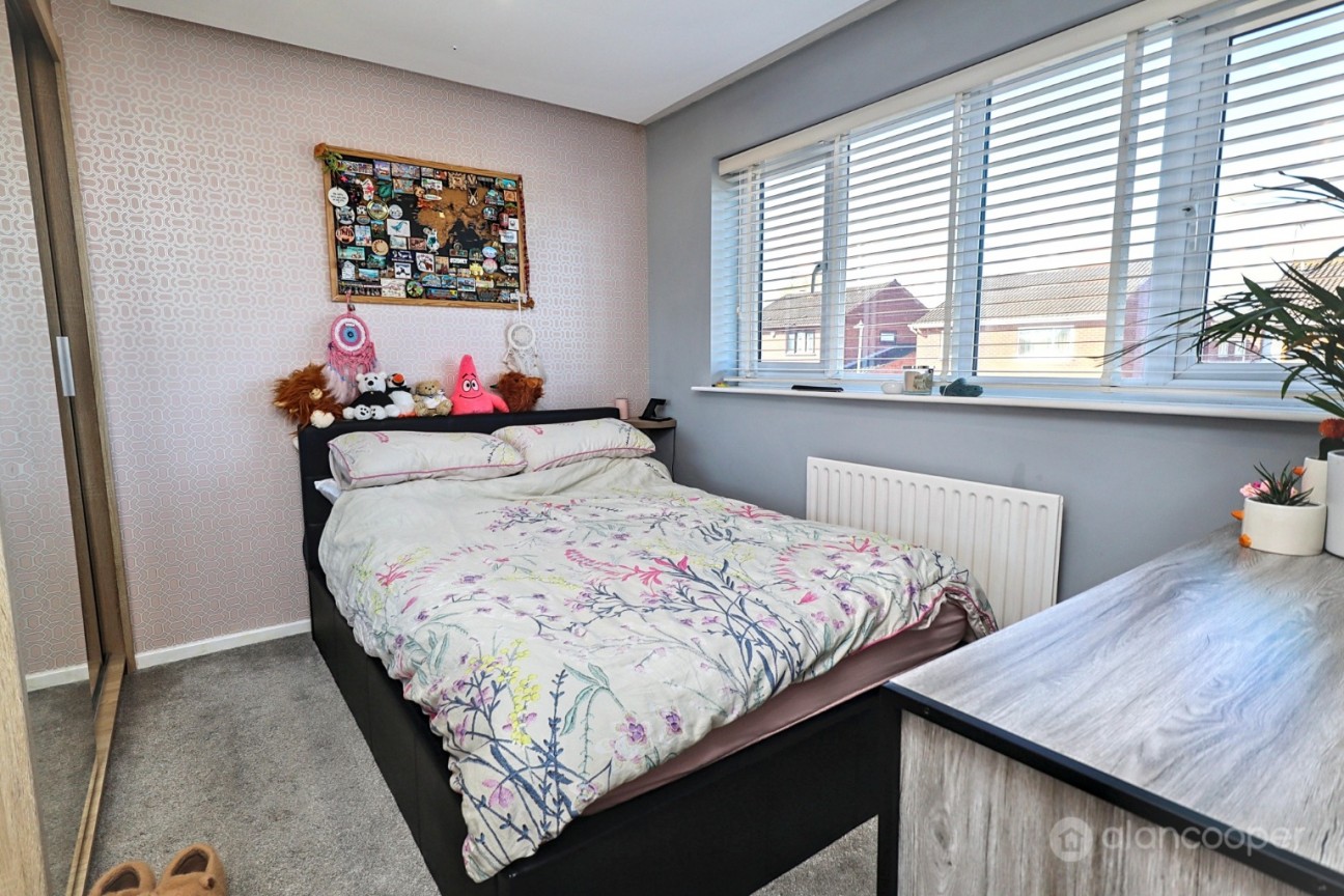 Chalfont Close, Bedworth, CV12 8PB