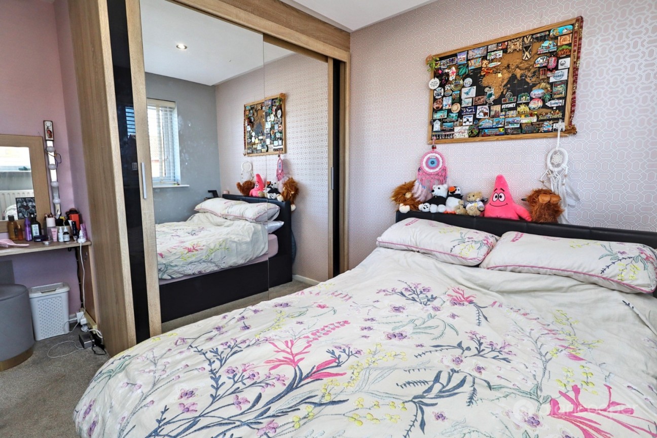 Chalfont Close, Bedworth, CV12 8PB