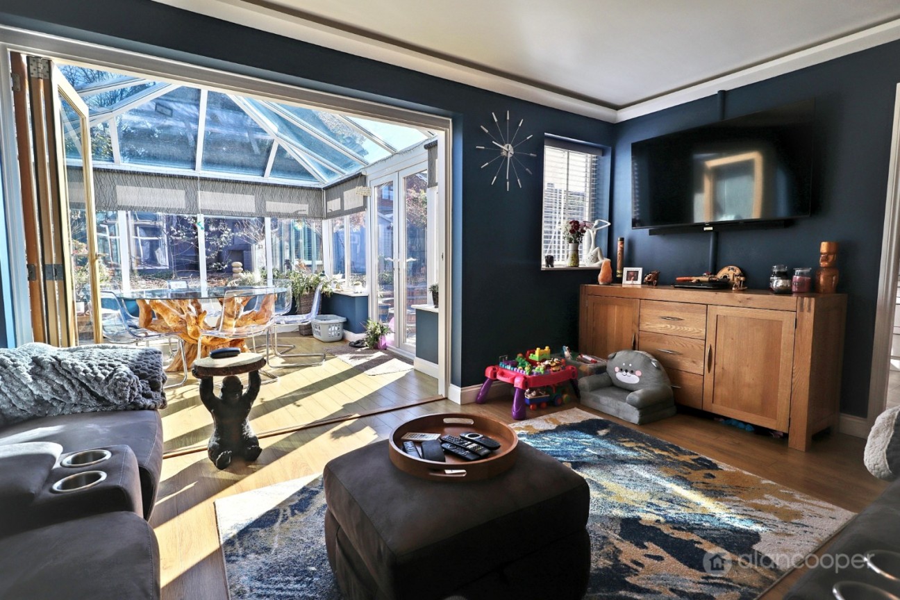 Chalfont Close, Bedworth, CV12 8PB