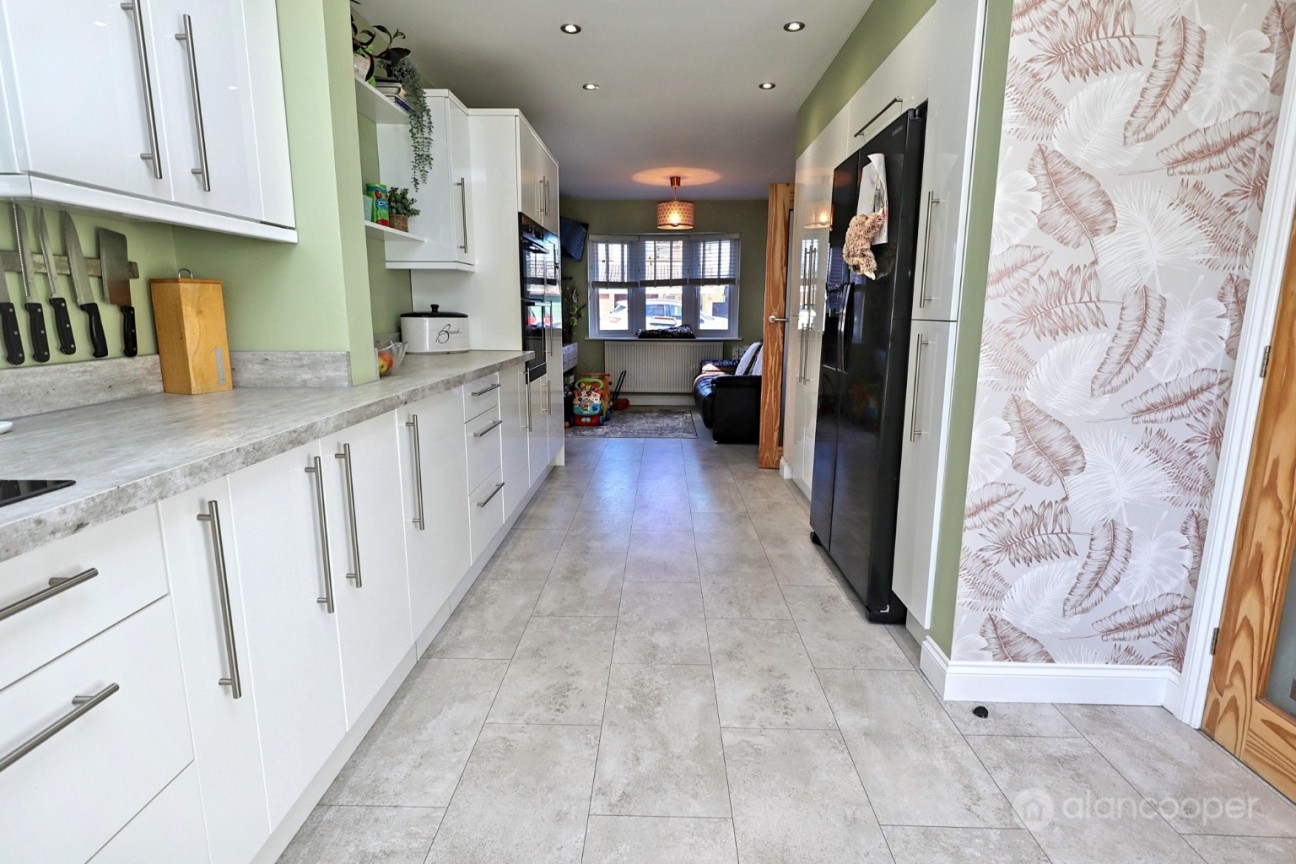 Chalfont Close, Bedworth, CV12 8PB