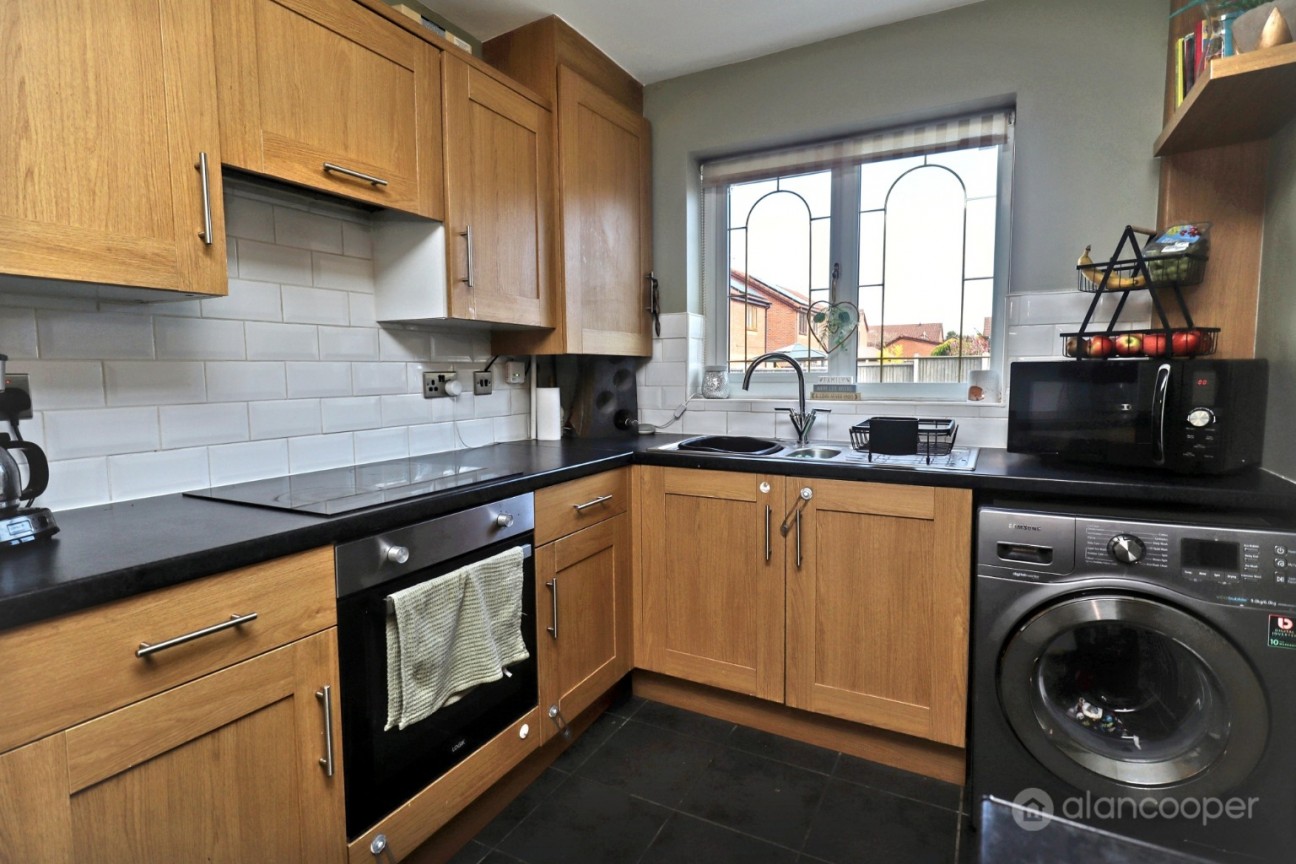 Beverley Avenue, Stockingford, Nuneaton, CV10 9QG