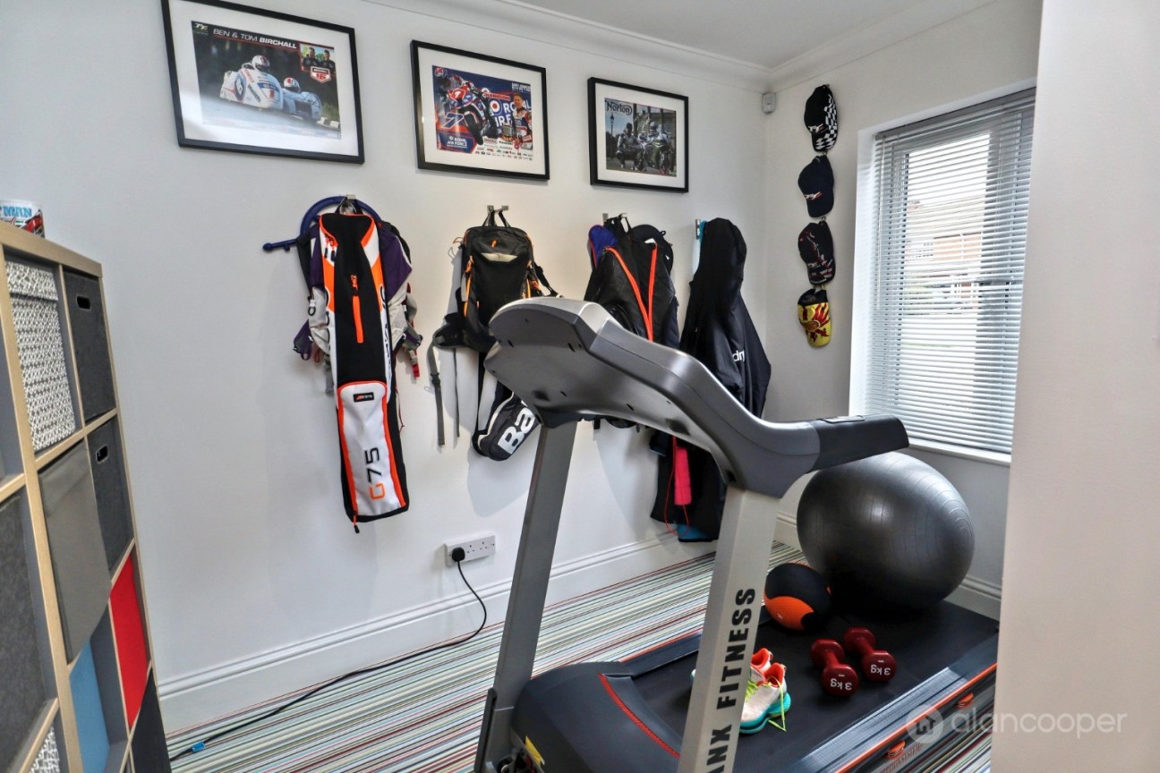 Milby Drive, St Nicolas Park, Nuneaton, CV11 6JS