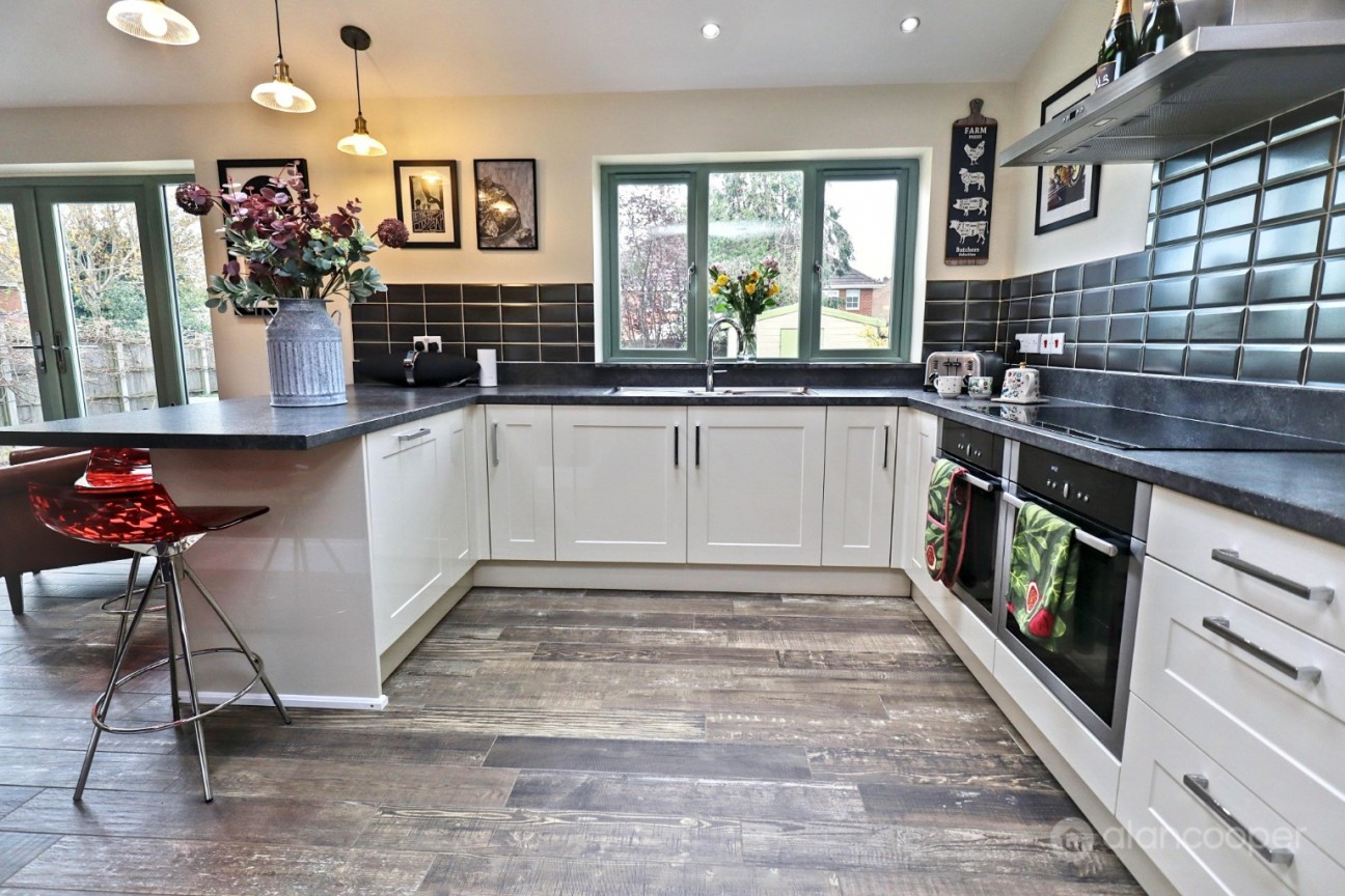 Milby Drive, St Nicolas Park, Nuneaton, CV11 6JS